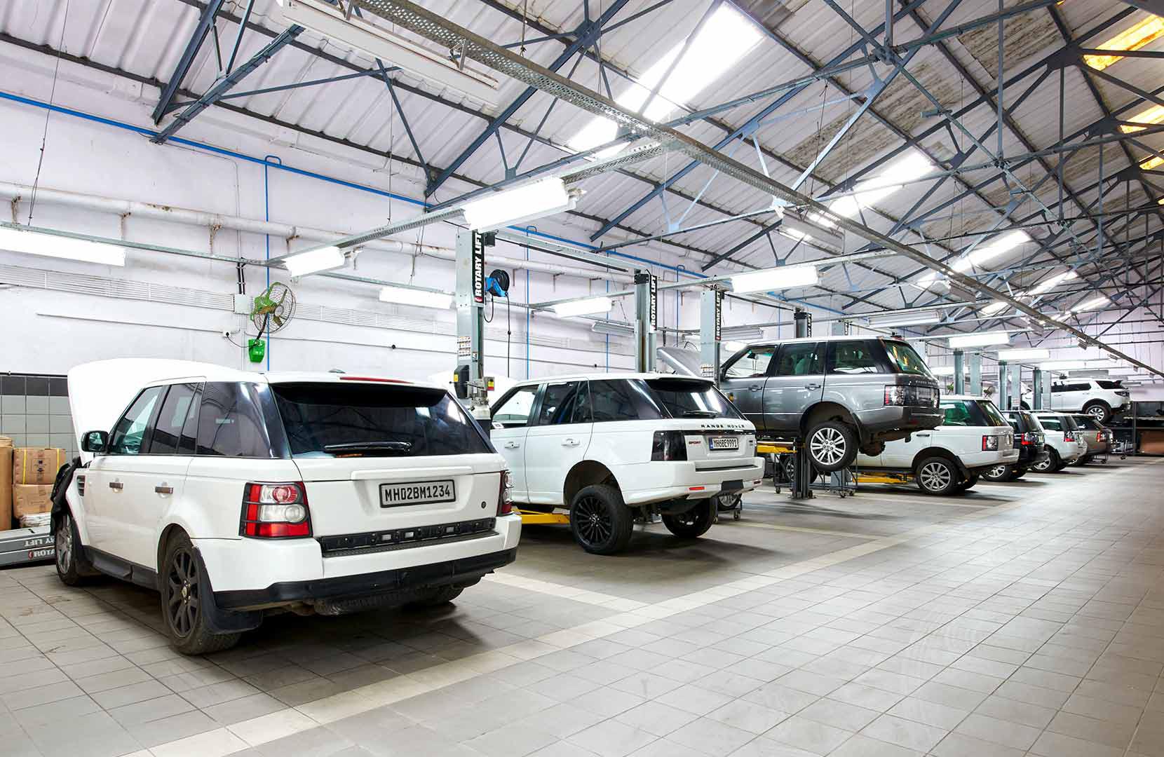 Why needs regular Repair Land Rover Service in Dubai?