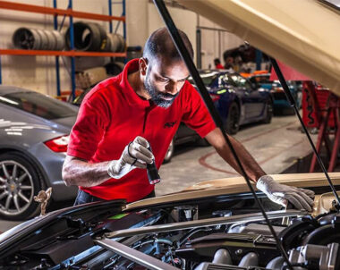 Hire a car repairer to fix your car immediately in the best price