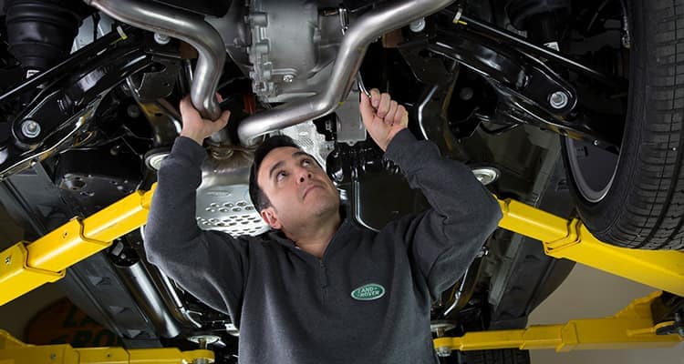 With the Reputable Land Rover Repair get your Car Servicing Plan Easily