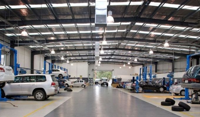 What Questions Should You Ask Before Choosing a Car Service Center